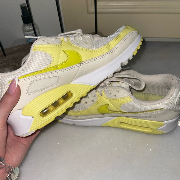 Nike Princess Charming shoes - Picture 6 of 7